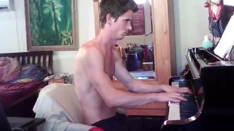 TobeBritta online show from 01.04.25