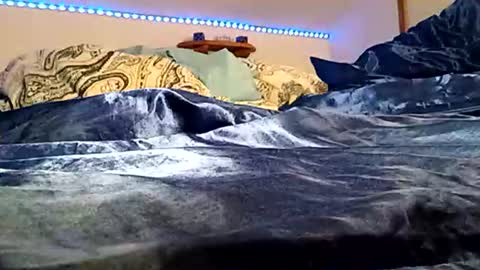 Snapshot of twohorny866 chatting on 11.05.25 Twohorny866 online show from 11.05.25