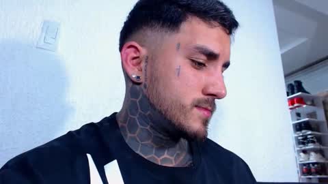 Angel online show from 12.02.25