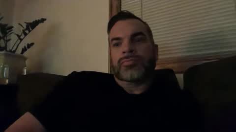 Snapshot of ty_lerdavid chatting on 12.19.25 TylerDavid online show from 12.19.25