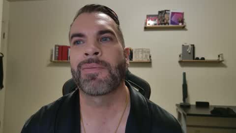 Snapshot of ty_lerdavid chatting on 03.10.26 TylerDavid online show from 03.10.26