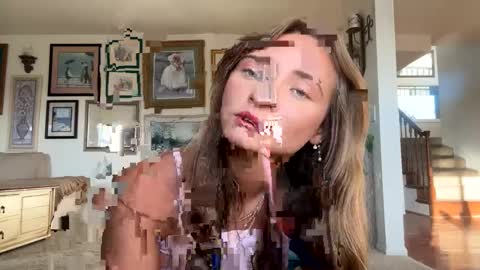 Snapshot of tylababyy chatting on 09.20.25 tylababyy online show from 09.20.25