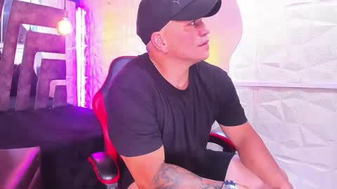 Snapshot of tyleer_scot chatting on 03.21.26 Tyleer Scot online show from 03.21.26