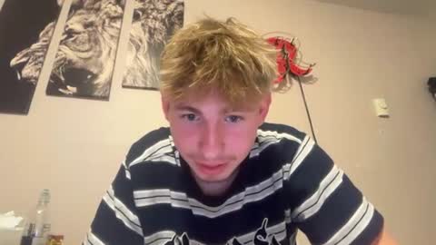 tyler_fox0 online show from 07.31.26