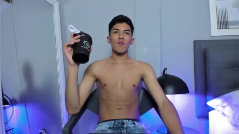 Tyler Fox online show from 11.01.25