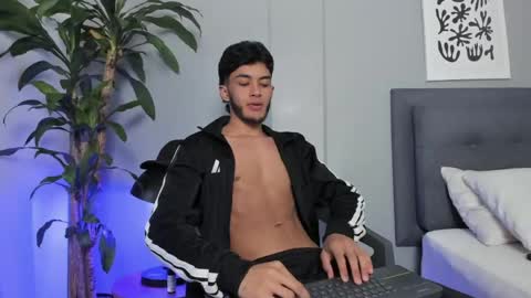 Tyler Fox online show from 04.30.26