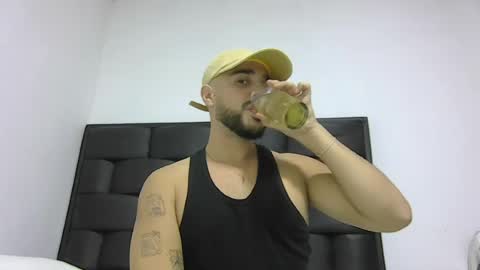 tylerelias22 online show from 07.12.26