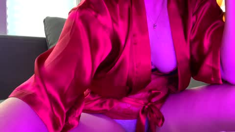 Snapshot of tylersands chatting on 02.01.25 Tyler Sands online show from 02.01.25