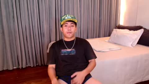 Snapshot of tylerwatson22 chatting on 12.06.24 tyler online show from 12.06.24