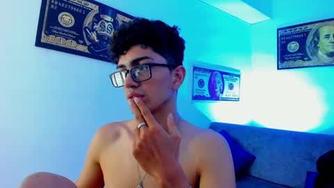   online show from 01.09.25