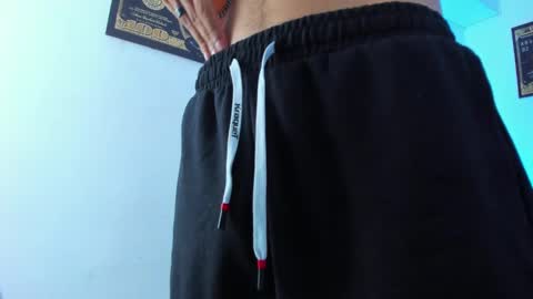   online show from 02.01.25