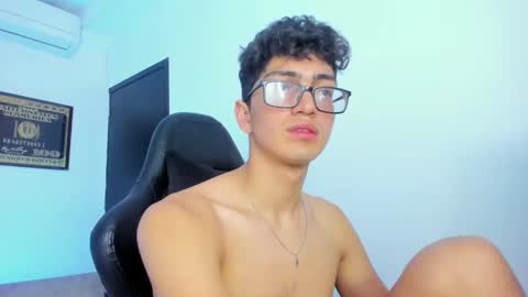   online show from 02.08.25