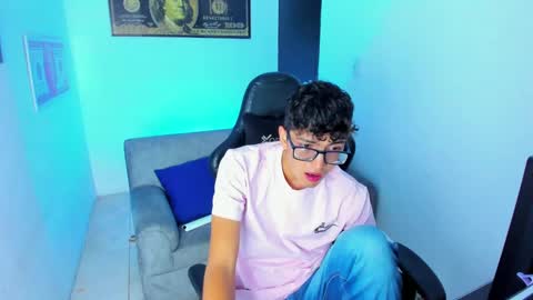   online show from 02.09.25