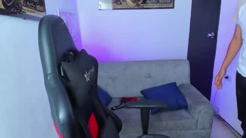   online show from 03.09.25