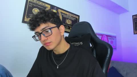   online show from 03.12.25