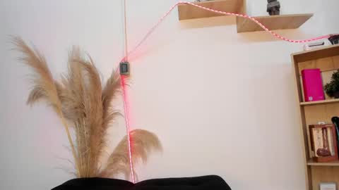 tylla__ online show from 04.27.26