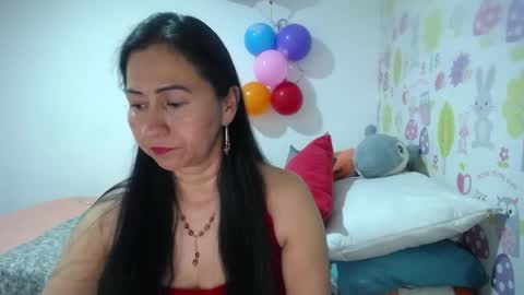 Snapshot of tyna_b chatting on 06.02.26 Tyna online show from 06.02.26