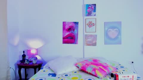 Snapshot of tyra_banksi chatting on 10.09.25 tyra online show from 10.09.25