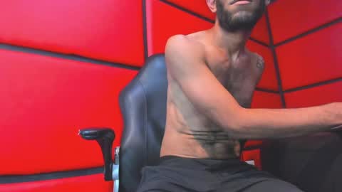 Snapshot of tyron77_ chatting on 04.12.26 --- Tyron --- online show from 04.12.26