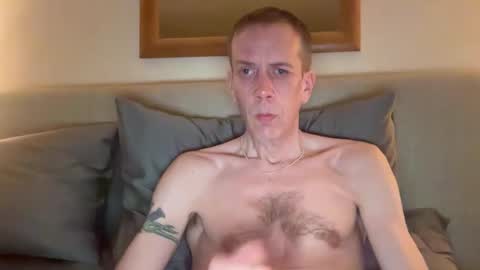 Snapshot of tyronev70 chatting on 02.02.25 Ty online show from 02.02.25