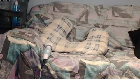 Snapshot of tyson2525 chatting on 11.16.25 Helena and Tyson online show from 11.16.25