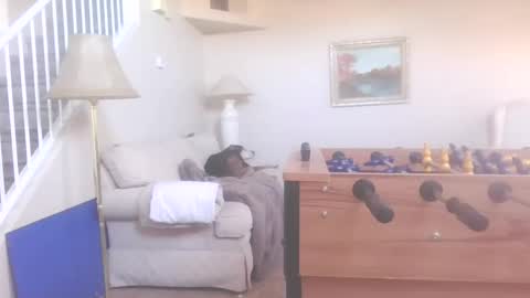 Snapshot of uandme_baby chatting on 01.15.25 Azelia B online show from 01.15.25