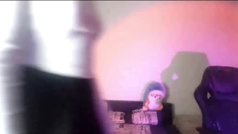 Vickie online show from 10.29.25