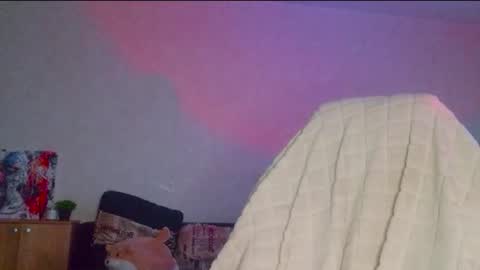 Vickie online show from 12.19.25