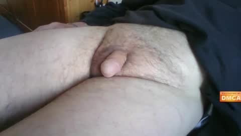 Snapshot of uk_exhibitionist70 chatting on 01.06.25 Hairy UK guy online show from 01.06.25