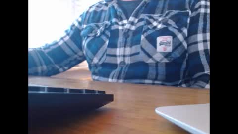 ukclive online show from 12.16.25