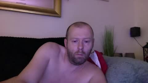 ukmatty3 online show from 12.18.24