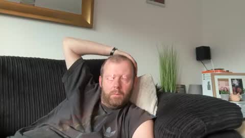 ukmatty3 online show from 06.12.26