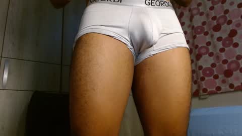 Snapshot of ulisess15 chatting on 01.08.25 Felipe model independent online show from 01.08.25