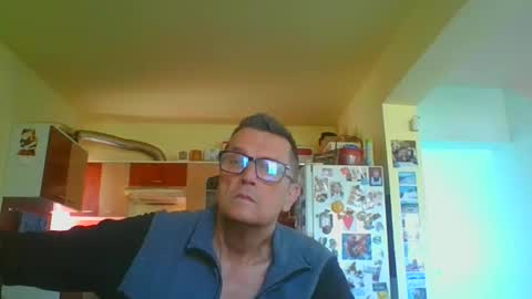 ulmeni4 online show from 04.10.26