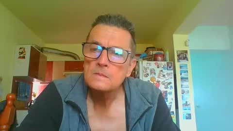 ulmeni4 online show from 04.21.26