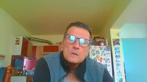 ulmeni4 online show from 04.22.26