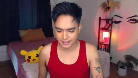 Snapshot of ultimatesexytrans chatting on 02.25.25 Alex online show from 02.25.25