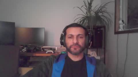 Snapshot of ultratoaster chatting on 11.15.25 ultratoaster online show from 11.15.25