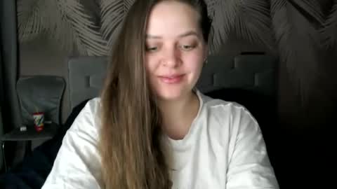 Snapshot of ulystar chatting on 01.10.25 Ulyana online show from 01.10.25