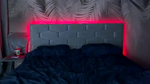 Snapshot of ulystar chatting on 01.10.25 Ulyana online show from 01.10.25