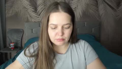 Snapshot of ulystar chatting on 01.15.25 Ulyana online show from 01.15.25