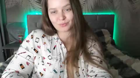 Snapshot of ulystar chatting on 01.23.25 Ulyana online show from 01.23.25