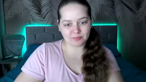 Snapshot of ulystar chatting on 01.25.25 Ulyana online show from 01.25.25