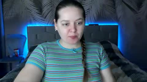 Snapshot of ulystar chatting on 01.29.25 Ulyana online show from 01.29.25