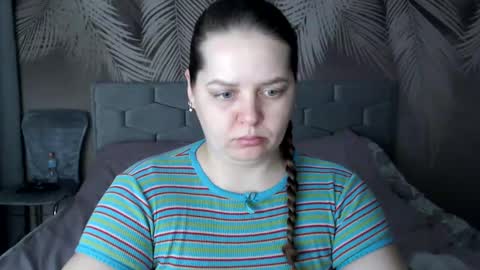 Snapshot of ulystar chatting on 02.06.25 Ulyana online show from 02.06.25