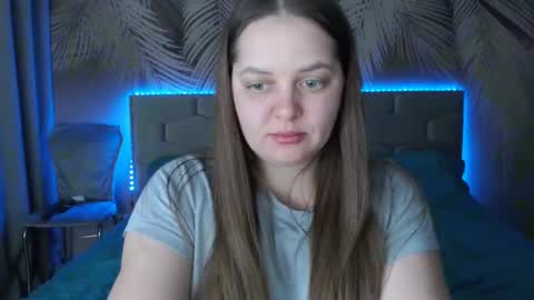 Snapshot of ulystar chatting on 02.15.25 Ulyana online show from 02.15.25