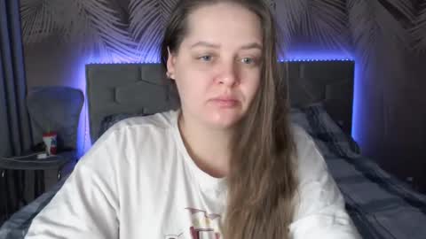 Snapshot of ulystar chatting on 03.03.25 Ulyana online show from 03.03.25