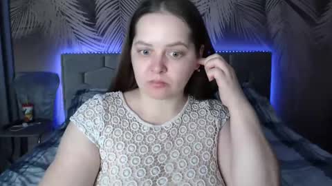 Snapshot of ulystar chatting on 03.04.25 Ulyana online show from 03.04.25