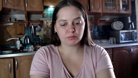 Snapshot of ulystar chatting on 09.28.25 Ulyana online show from 09.28.25