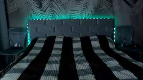 Snapshot of ulystar chatting on 10.30.25 Ulyana online show from 10.30.25